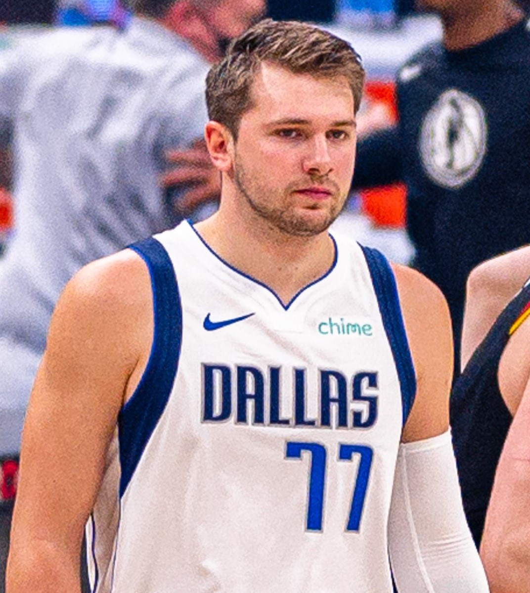 「Luka Dončić的速度秘密揭曉！」Jordan Luka 3 融合跑車元素