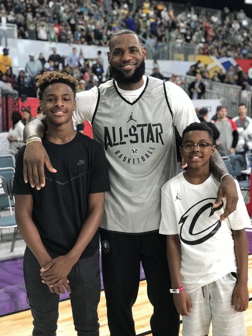 外媒指湖人隊願選入 Bronny James 以留下 Lebron James 皇太子即將現身？