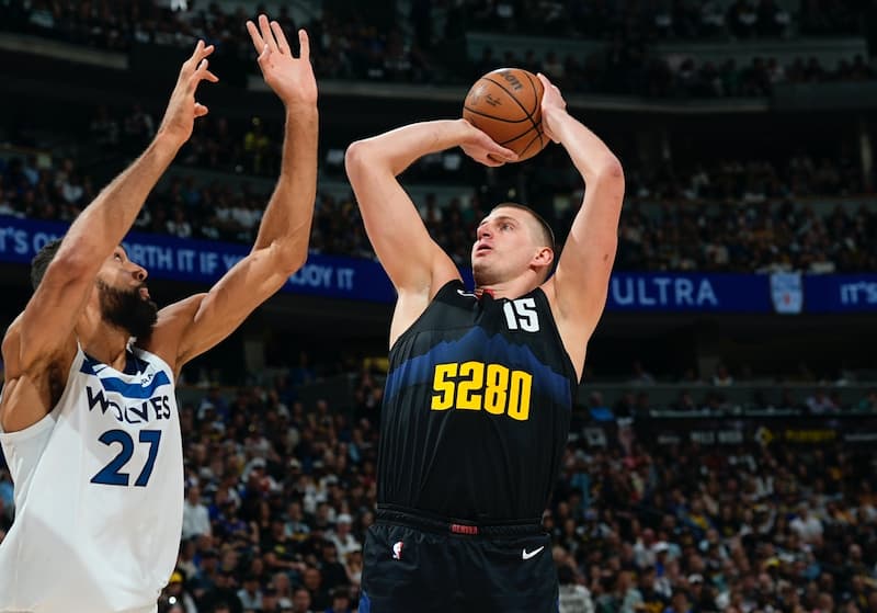 NBA／Nikola Jokic 再現 MVP 魅力狂轟 40 分！引領金塊大勝灰狼取得 3 連勝！