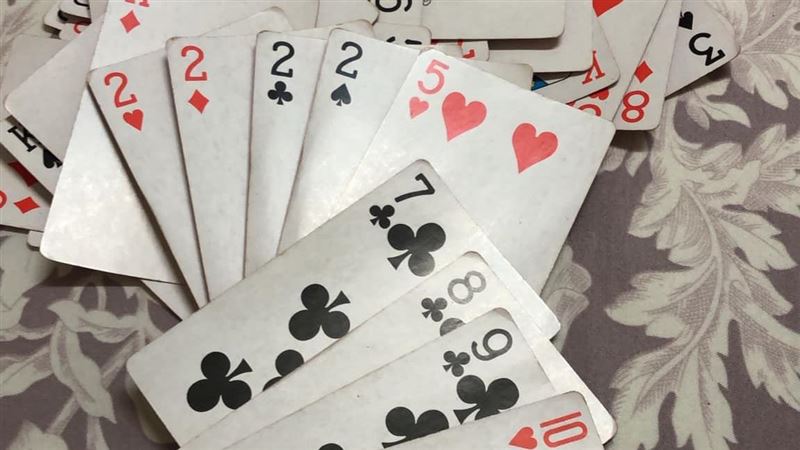 快節奏、簡單易學,台灣的大老二,讓你沉浸在純粹的撲克牌樂趣中!